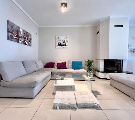 Central Apartment In Quiet Neighborhood Near Sandy Beach 干尼亞 外观 照片